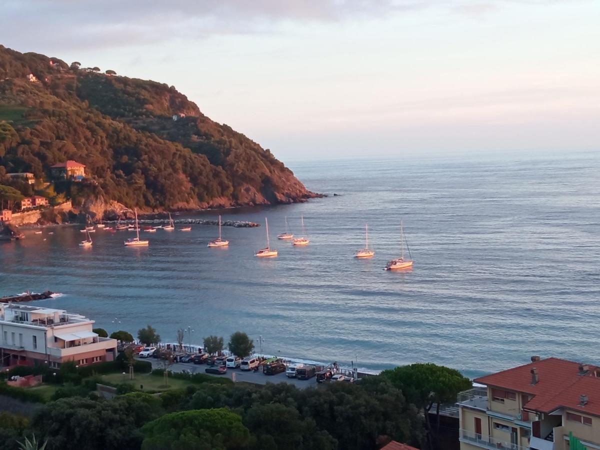 La Terrazza Sul Mare Lejlighed Levanto Eksteriør billede
